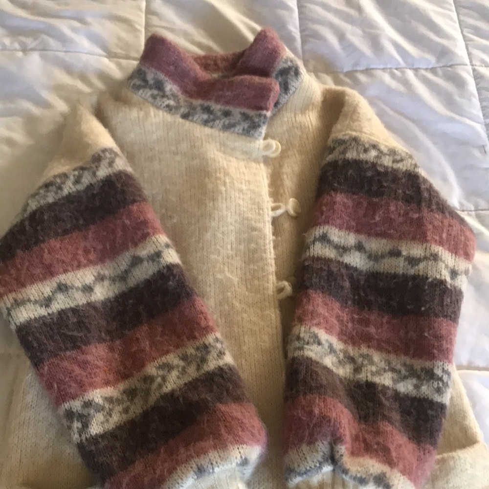 Hilda Ltd Icelandic wool coat - Picture 3 of 11